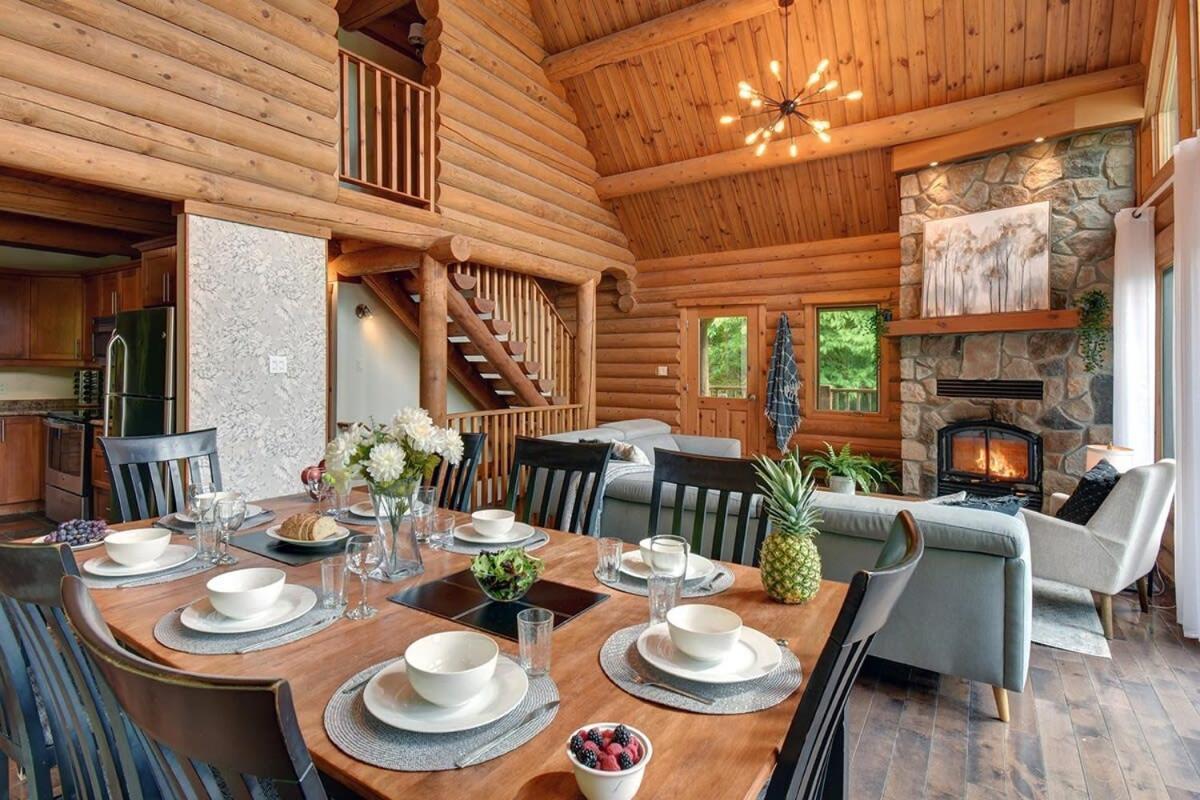 Chic Familiale, Relaxant Avec Spa En Montagnes Labelle Zewnętrze zdjęcie